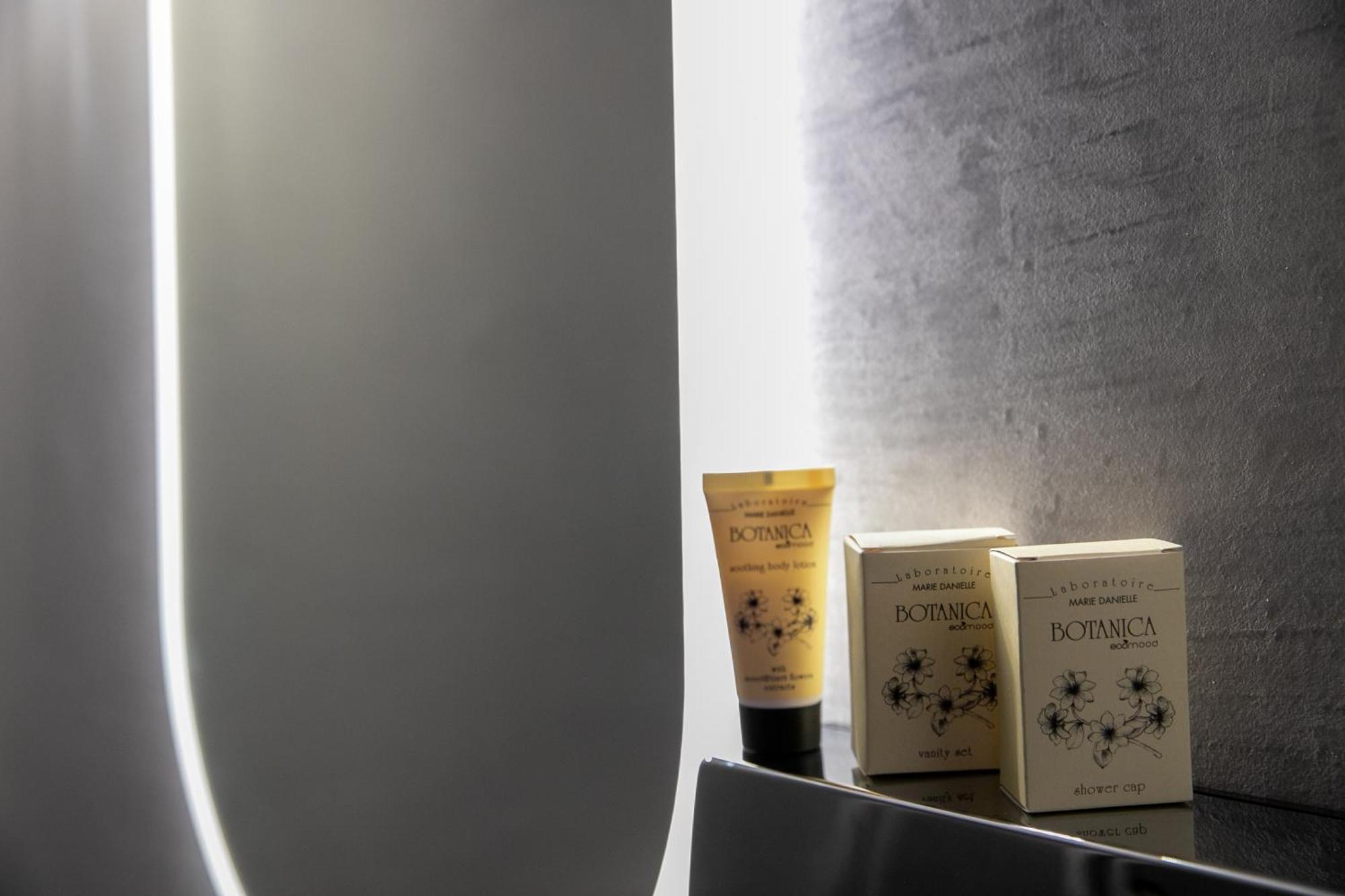 Vista Lakefront Boutique Hotel Ascona Phòng bức ảnh